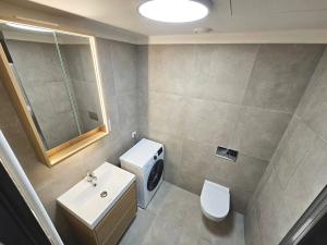 Pronájem bytu 1+kk, Praha - Hloubětín, Poděbradská, 33 m2