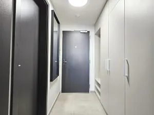Pronájem bytu 1+kk, Praha - Hloubětín, Poděbradská, 33 m2