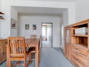Pronájem bytu 2+1, Praha - Žižkov, Pod lipami, 52 m2
