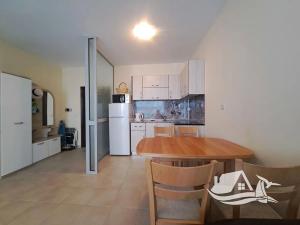 Prodej bytu 2+kk, Pomorie, Bulharsko, 55 m2