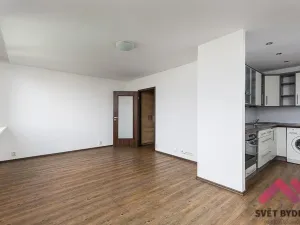 Prodej bytu 1+kk, Praha - Řepy, Bazovského, 35 m2