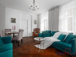 Pronájem bytu 2+1, Karlovy Vary, Zámecký vrch, 51 m2