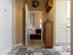 Pronájem bytu 2+1, Karlovy Vary, Zámecký vrch, 51 m2