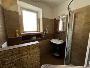 Prodej zemědělské usedlosti, Útěchovice, 90 m2