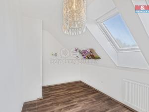 Pronájem bytu 3+kk, Mukařov - Srbín, Šípková, 72 m2