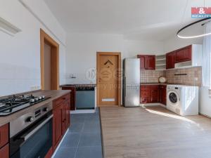 Pronájem bytu 3+1, Cheb, Dukelská, 86 m2