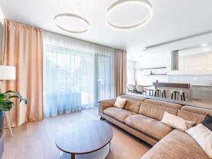 Pronájem bytu 4+kk, Praha - Vysočany, Svatošových, 126 m2