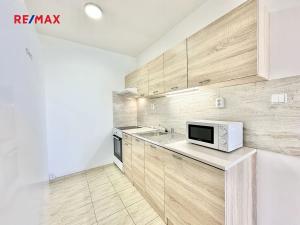 Pronájem bytu 2+kk, Kladno, Čs. armády, 45 m2