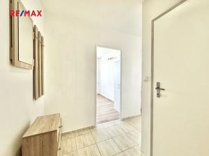 Pronájem bytu 2+kk, Kladno, Čs. armády, 45 m2