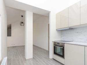 Pronájem bytu 1+kk, Praha - Vršovice, Košická, 35 m2