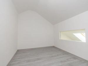 Pronájem bytu 1+kk, Praha - Vršovice, Košická, 35 m2