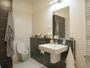 Prodej bytu 3+kk, Praha - Hlubočepy, Vítové, 79 m2