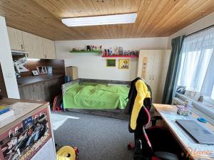 Pronájem bytu 2+kk, Velké Přílepy, Kladenská, 44 m2