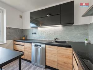Prodej bytu 4+kk, Jankov, Blanická, 74 m2
