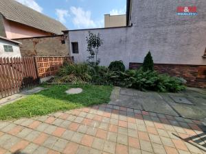 Prodej obchodního prostoru, Píšť, 180 m2