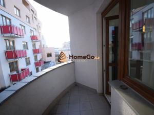 Pronájem bytu 2+kk, Praha - Strašnice, Strančická, 45 m2