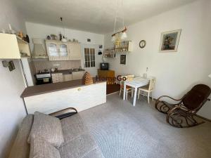 Pronájem bytu 2+kk, Praha - Vinohrady, Čáslavská, 65 m2