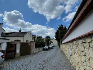 Pronájem bytu 2+kk, Praha - Břevnov, Šlikova, 47 m2