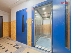 Prodej bytu 1+1, Karviná - Hranice, Bratr. Veverkových, 27 m2