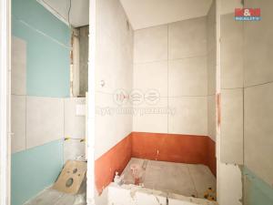 Prodej bytu 1+1, Karviná - Hranice, Bratr. Veverkových, 27 m2