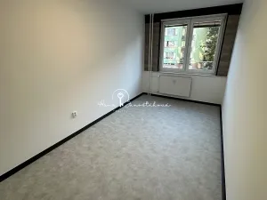 Prodej bytu 3+1, Velešín, Sídliště, 67 m2