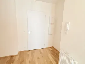 Prodej bytu 1+kk, Praha, Střížkovská, 51 m2