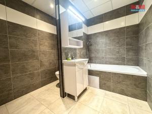 Pronájem bytu 4+1, Litoměřice - Pokratice, Pokratická, 75 m2