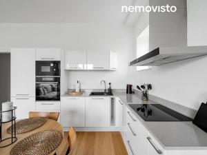 Pronájem bytu 2+kk, Ostrava, Preslova, 65 m2