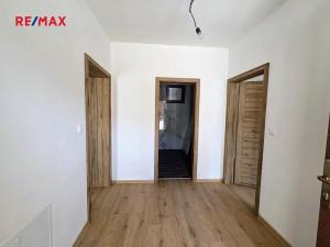 Prodej bytu 2+kk, Třeština, 60 m2