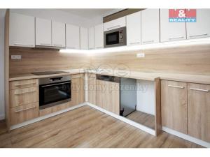 Pronájem bytu 3+1, Děčín - Děčín IX-Bynov, Teplická, 83 m2