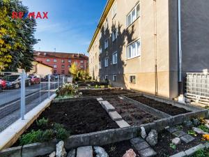 Pronájem bytu 3+1, Praha - Zbraslav, Nezvalova, 56 m2