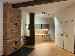 Pronájem bytu 1+kk, Hradec Králové, Šafaříkova, 32 m2