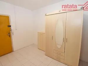 Pronájem bytu 2+1, Chomutov, Dřínovská, 61 m2