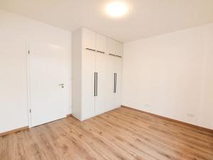 Pronájem bytu 3+kk, Praha - Modřany, Zlochova, 77 m2