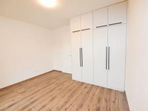 Pronájem bytu 3+kk, Praha - Modřany, Zlochova, 77 m2