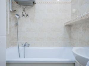 Pronájem bytu 2+kk, Praha - Vršovice, Kodaňská, 49 m2