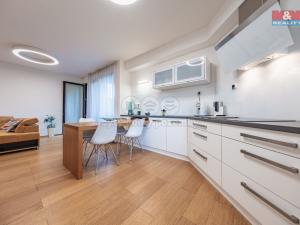 Prodej bytu 3+kk, Praha - Hloubětín, 80 m2