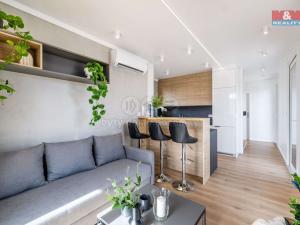Prodej domu na klíč, Pardubice - Pardubice-Staré Město, Pernštýnské náměstí, 57 m2