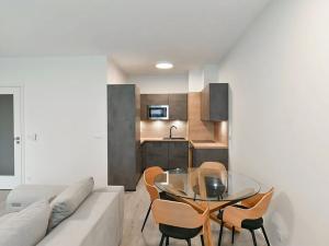 Pronájem bytu 2+kk, Praha - Michle, Michelská, 59 m2