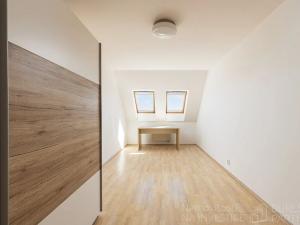 Pronájem bytu 3+kk, Praha - Letňany, Ivančická, 85 m2