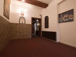 Prodej rodinného domu, Praha - Kobylisy, Klapkova, 245 m2
