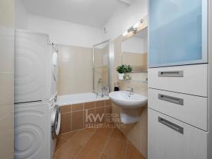 Prodej bytu 3+kk, Praha - Řeporyje, Wiesenthalova, 85 m2