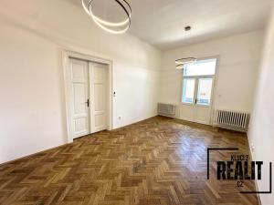 Pronájem bytu 4+1, Praha - Malá Strana, Újezd, 140 m2