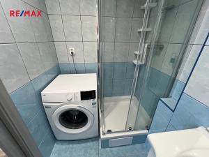Pronájem bytu 2+kk, Praha - Kamýk, Smotlachova, 44 m2