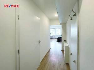 Prodej bytu 1+kk, Praha - Jinonice, Peroutkova, 23 m2