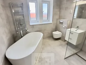 Pronájem bytu 2+1, Kladno, U výtopny, 51 m2