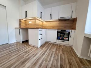 Pronájem bytu 3+kk, Hradec Králové, Nerudova, 83 m2