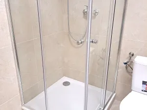 Pronájem bytu 1+kk, Hradec Králové, Nerudova, 31 m2