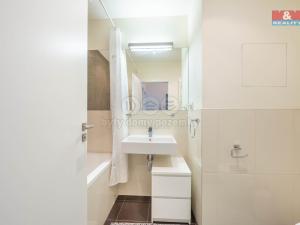 Pronájem bytu 2+kk, Praha - Hlubočepy, Geologická, 41 m2