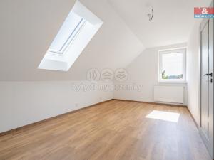 Prodej bytu 3+kk, Černá v Pošumaví - Bližná, 83 m2